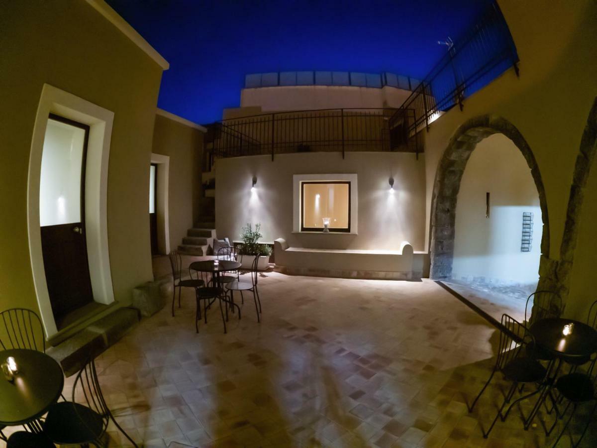 Locanda Sant'Antonio Aci SantʼAntonio Екстериор снимка