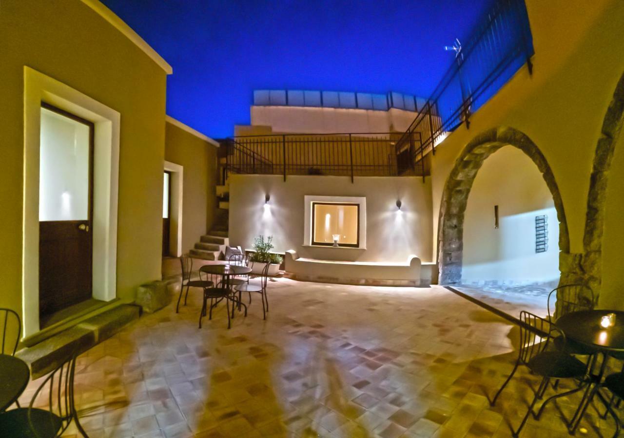 Locanda Sant'Antonio Aci SantʼAntonio Екстериор снимка