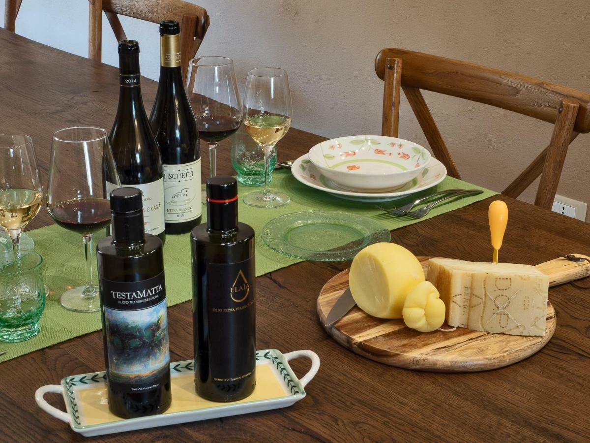 Locanda Sant'Antonio Aci SantʼAntonio Екстериор снимка